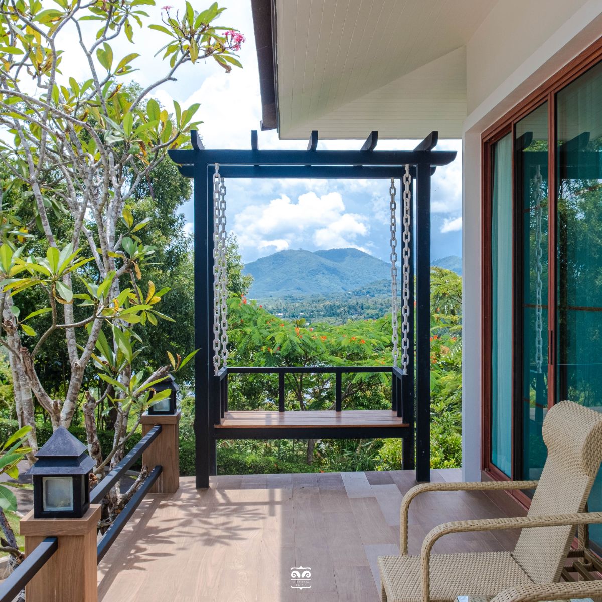 Victoria Cliff Resort Kawthaung - 4-Star Luxury Seaside Resort in Myanmar