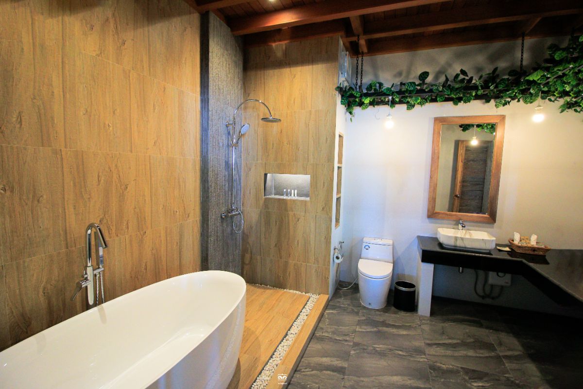 Victoria Cliff Resort Kawthaung - 4-Star Luxury Seaside Resort in Myanmar