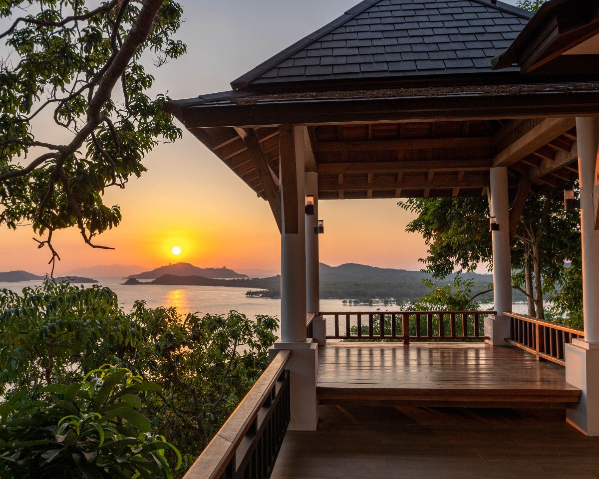 Victoria Cliff Resort Kawthaung - 4-Star Luxury Seaside Resort in Myanmar