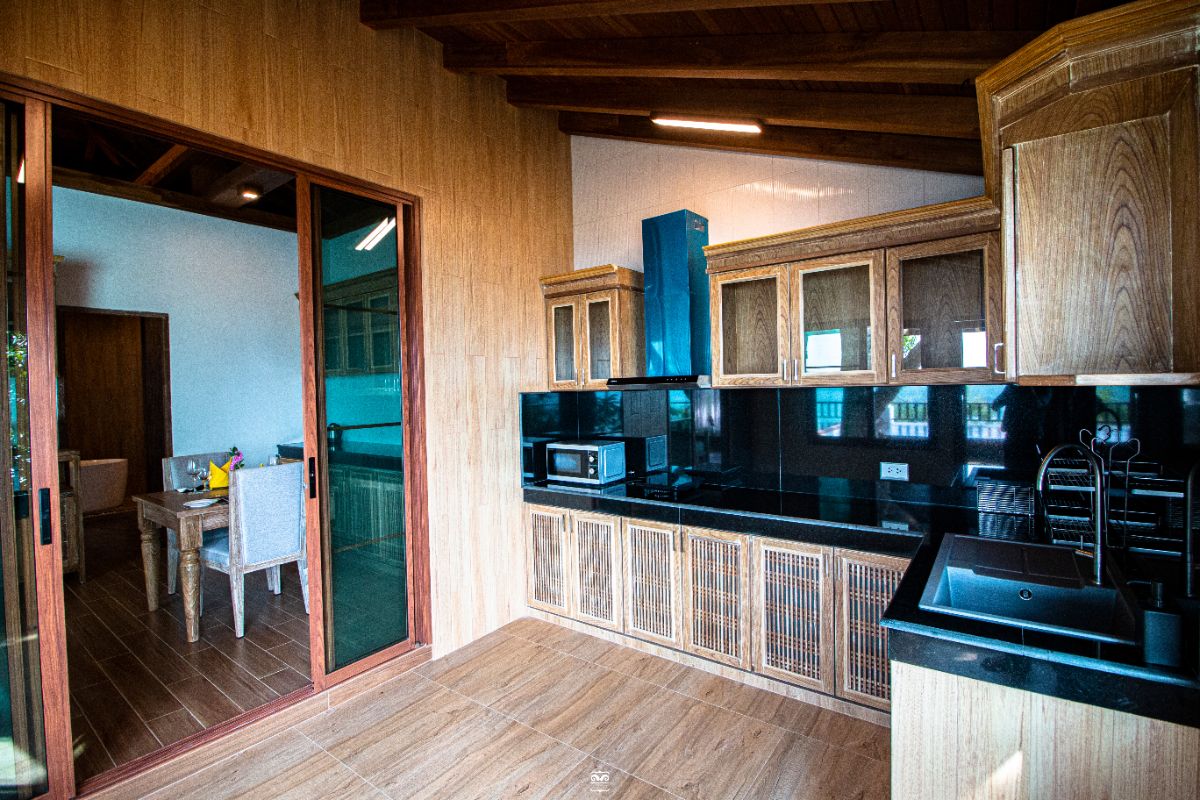 Victoria Cliff Resort Kawthaung - 4-Star Luxury Seaside Resort in Myanmar